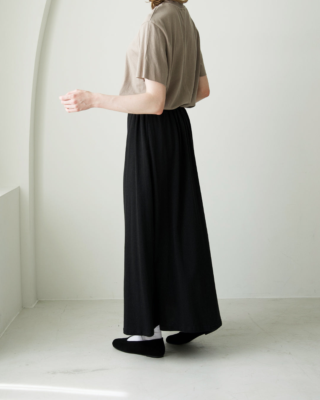 シンプルフレアロングスカート