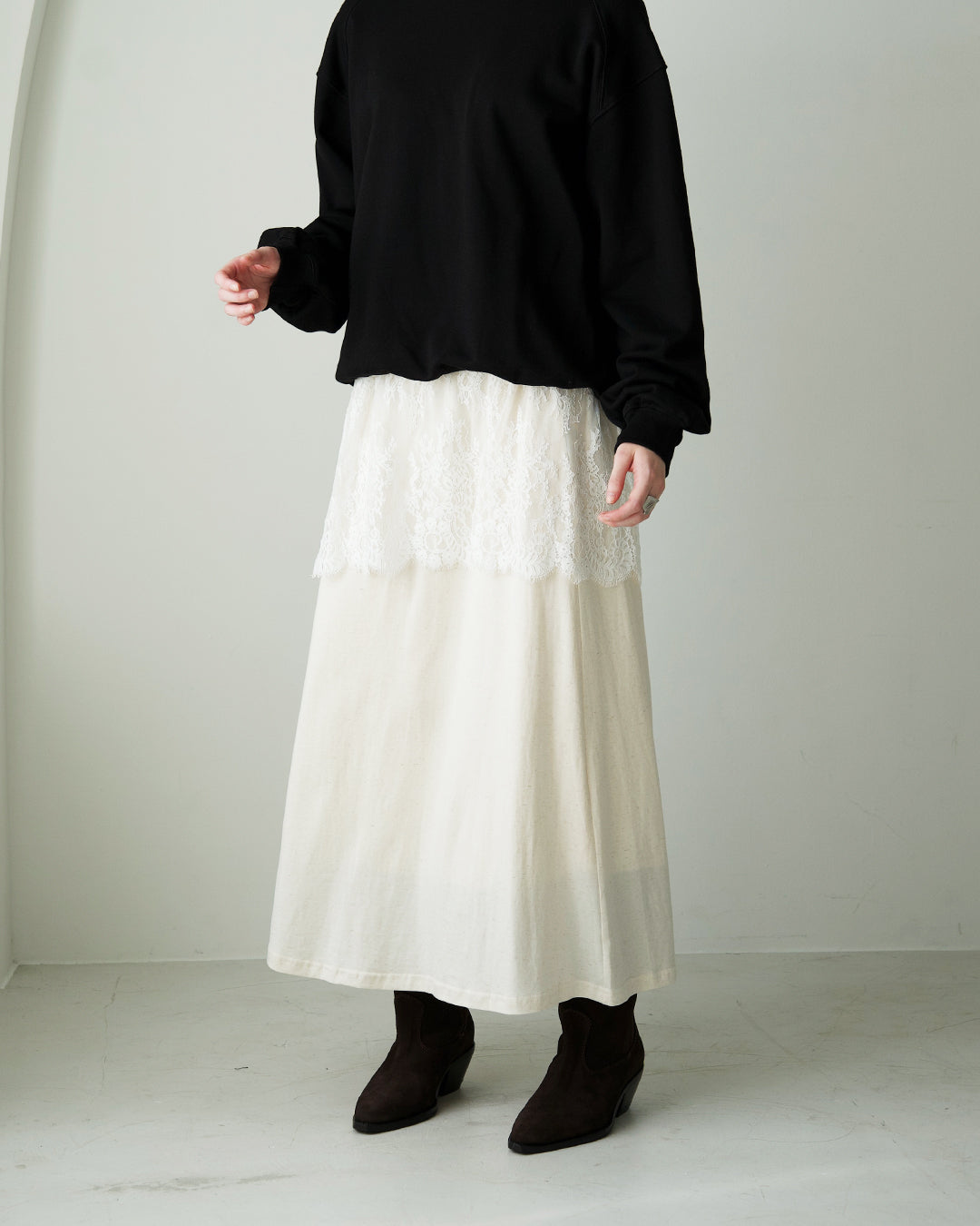 シンプルフレアロングスカート