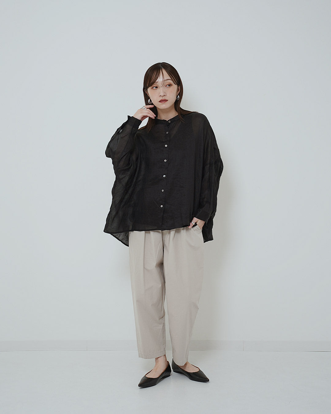 シアーフレアーラウンドシャツ