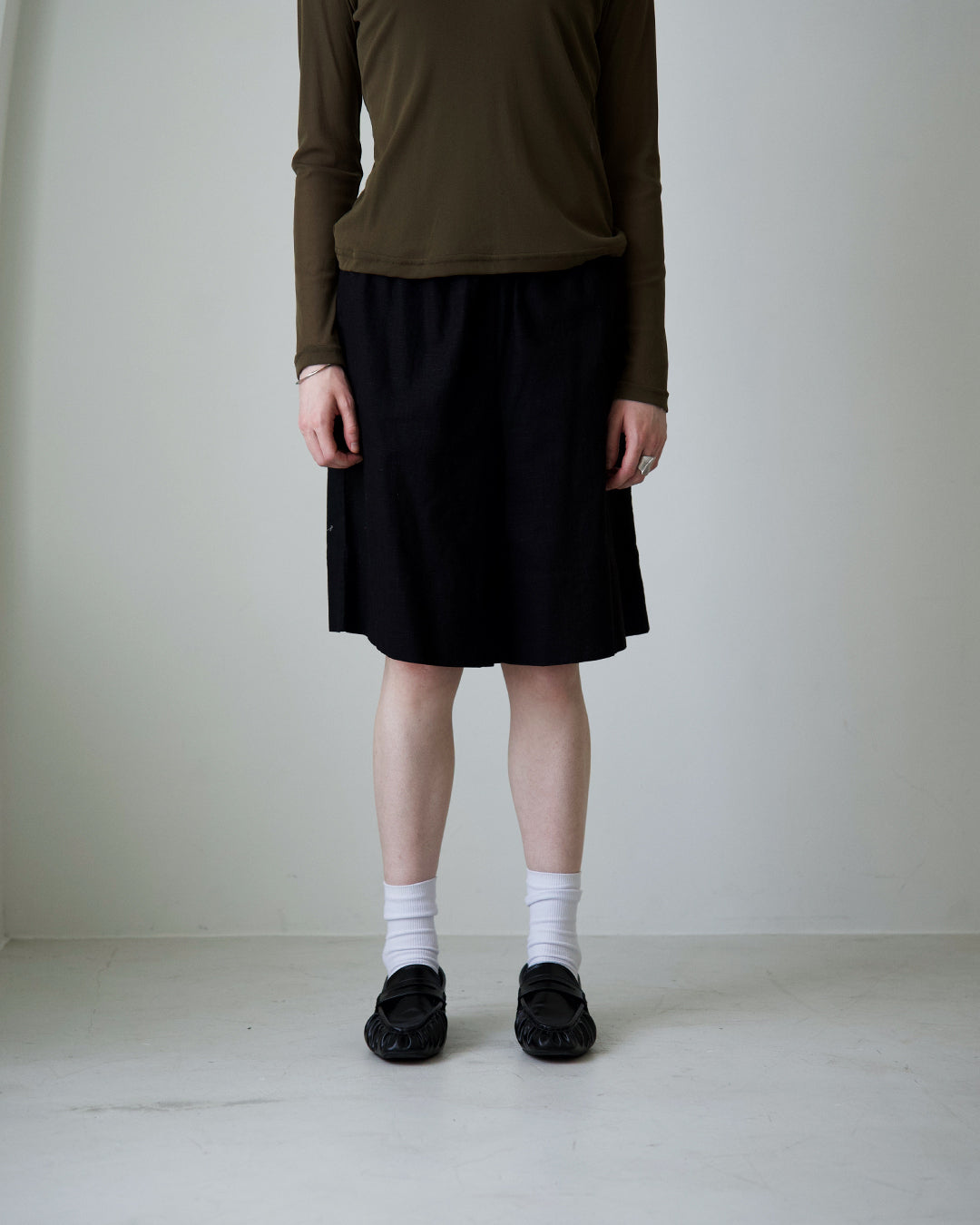 リネンショーツ