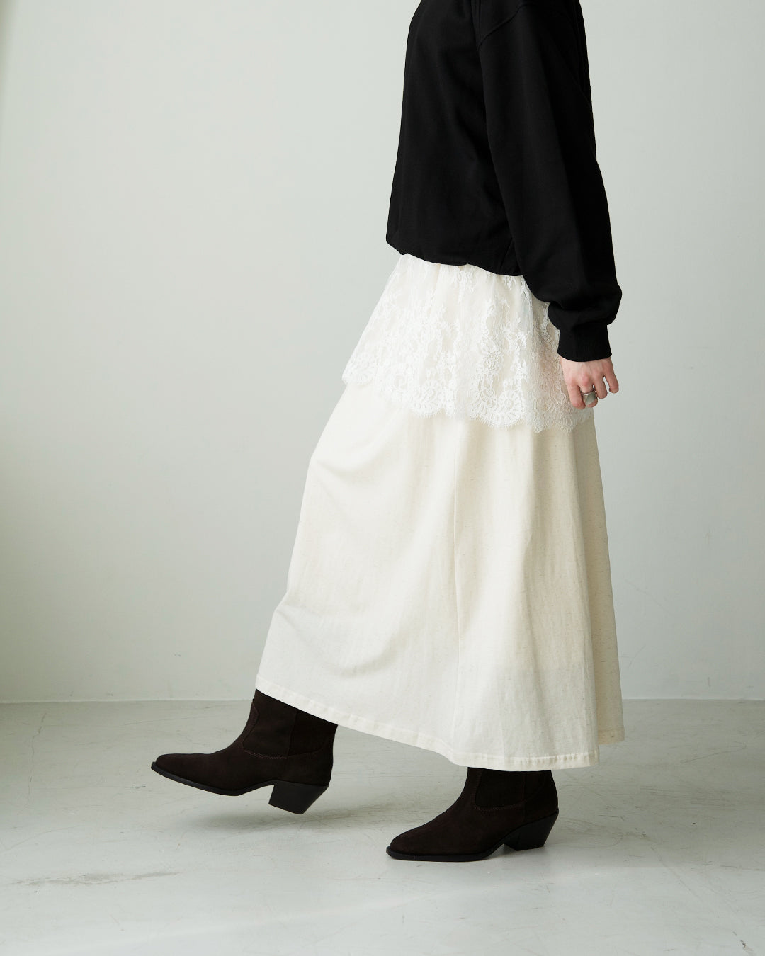 シンプルフレアロングスカート