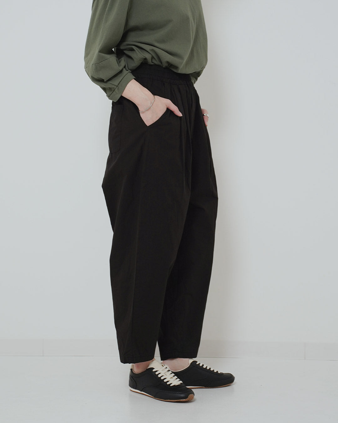体系カバータックパンツ