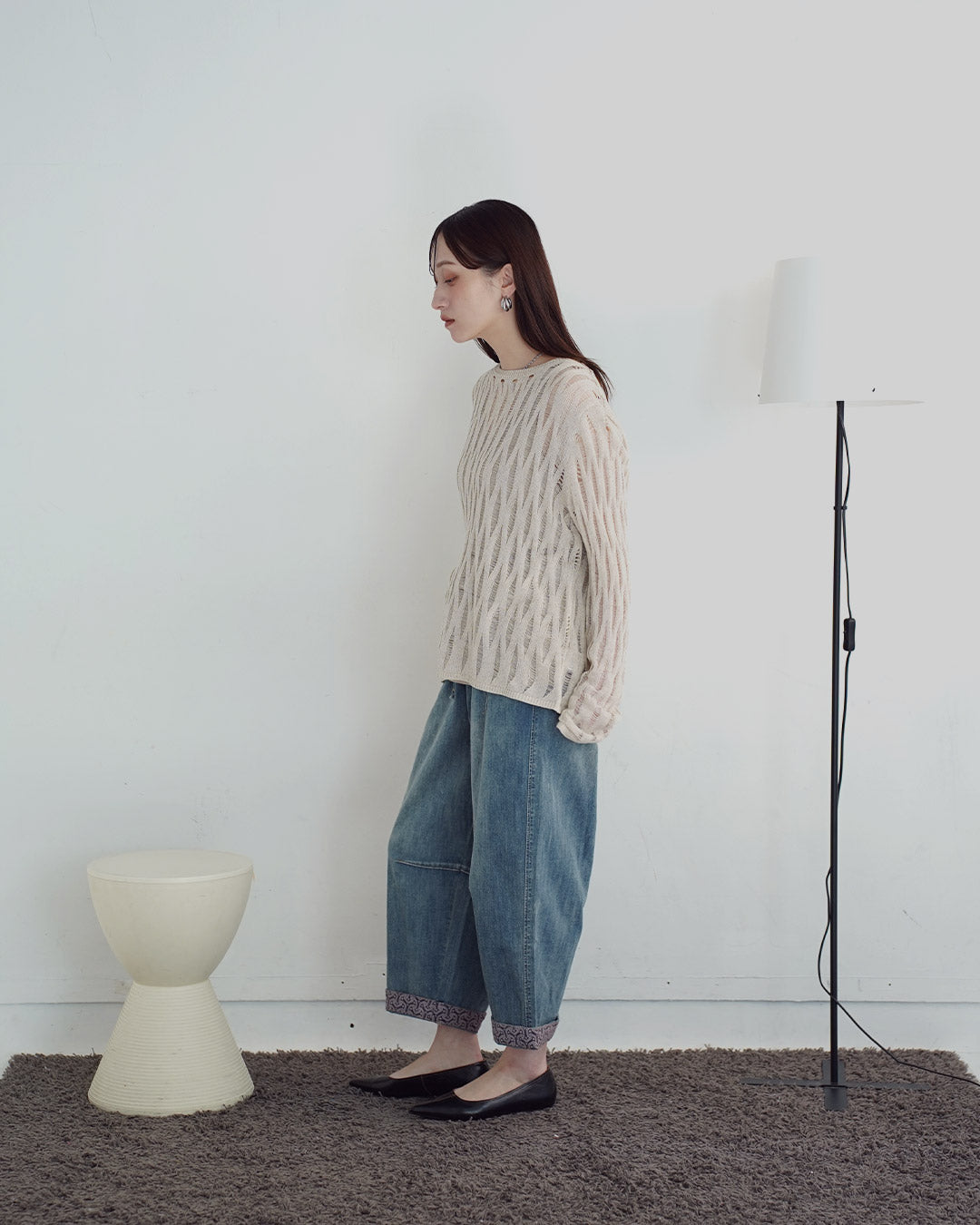 メッシュ編みクールネックニット