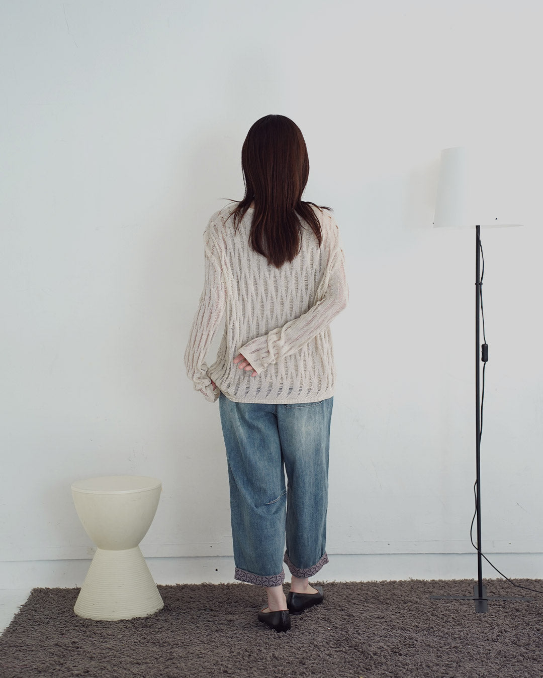 メッシュ編みクールネックニット