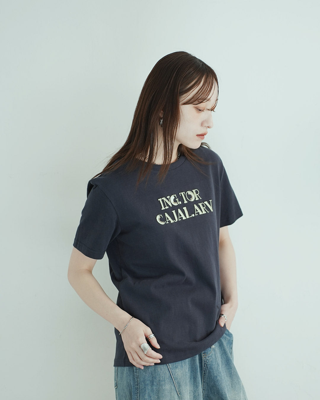立体チェイン刺繍カットソー