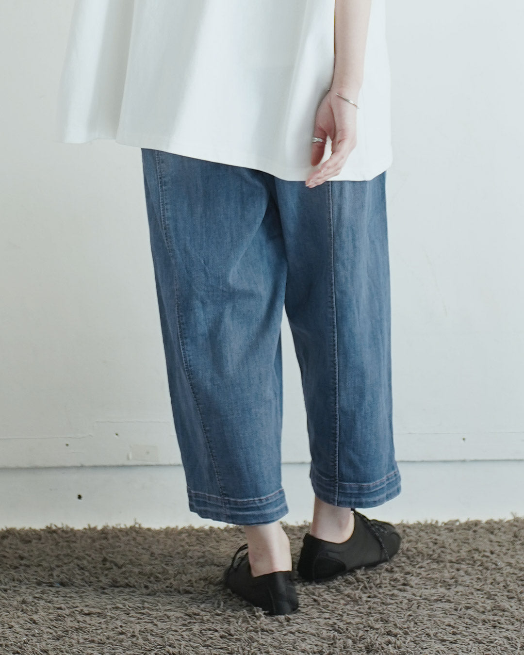 疲れないウエストゴムデニムパンツ