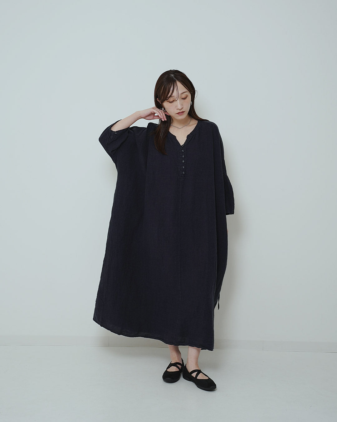 アイレットくるみ釦ワンピース