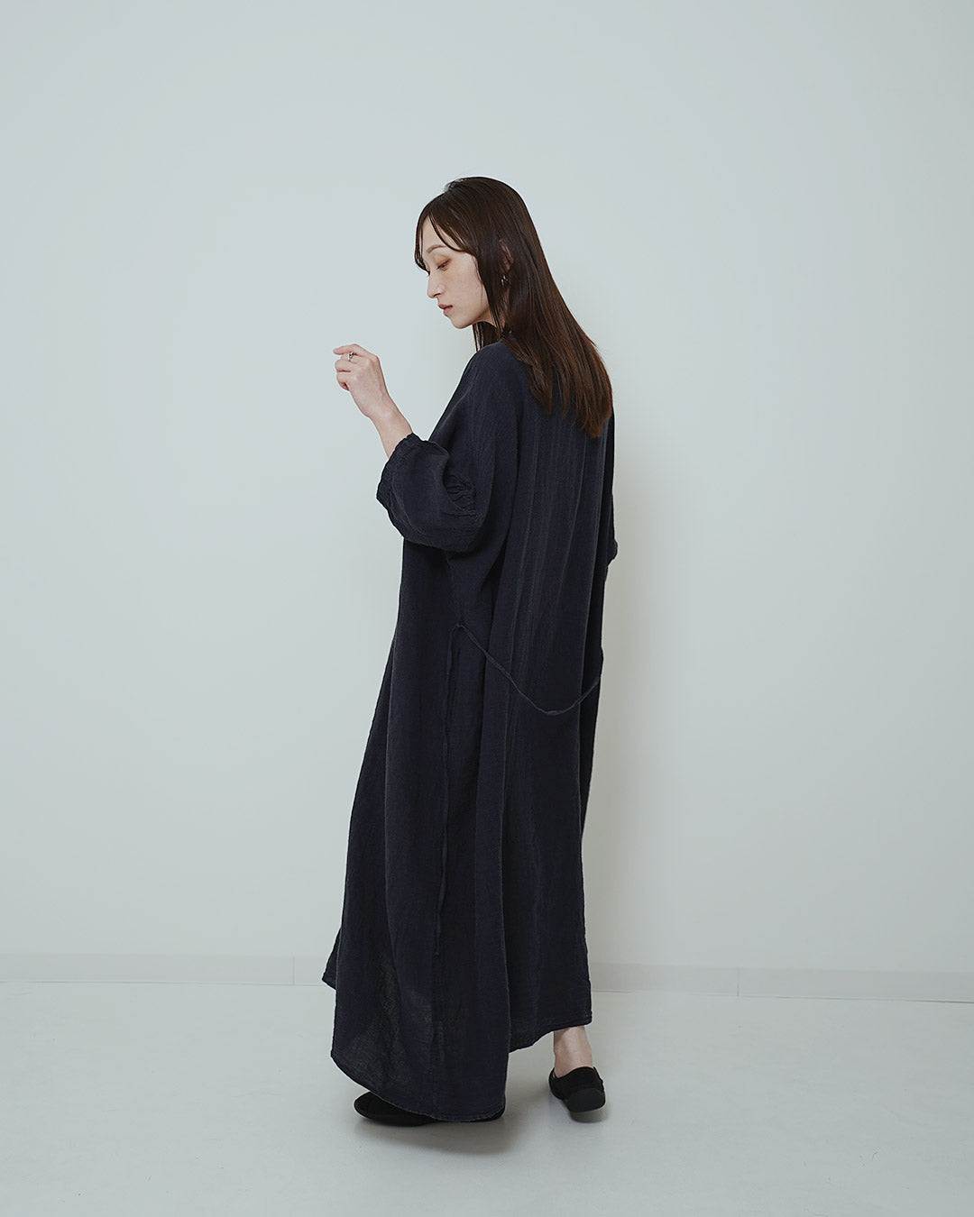 アイレットくるみ釦ワンピース