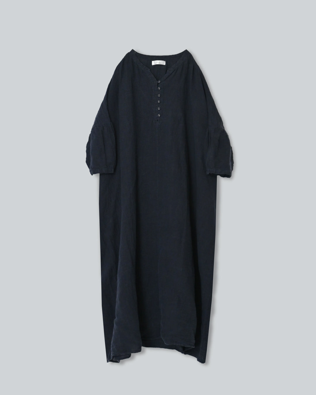 アイレットくるみ釦ワンピース